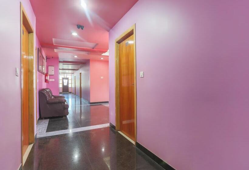 Отель Bhubaneswari Classic By Oyo Rooms