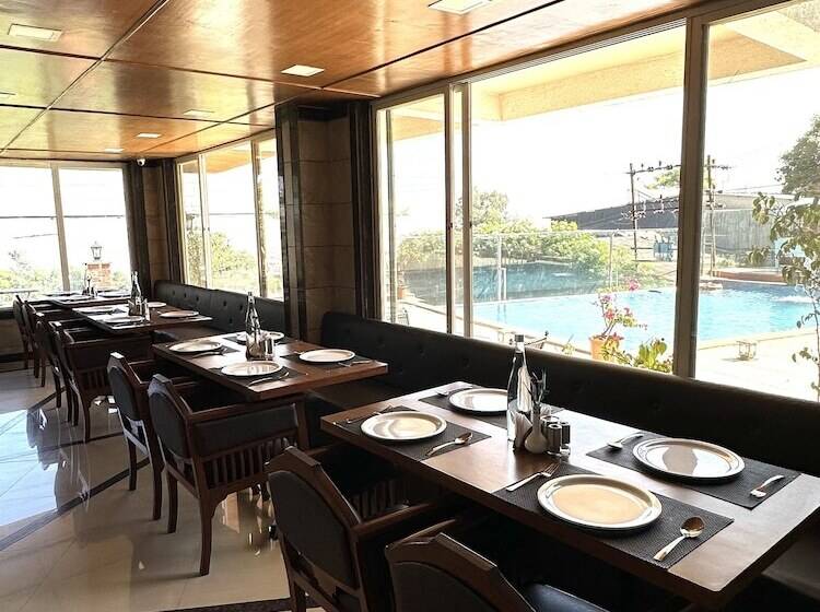 فندق Bliss County Resort