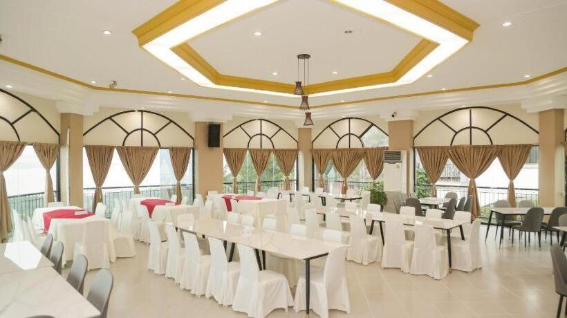 هتل Bohol Plaza Mountain Resort And Restaurant