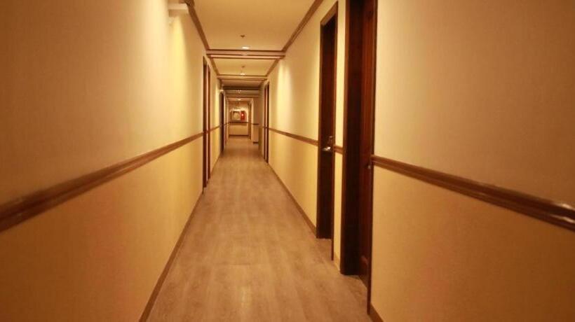 هتل Bohol Plaza Mountain Resort And Restaurant