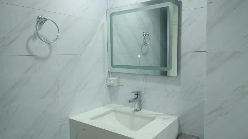 هتل Bohol Plaza Mountain Resort And Restaurant