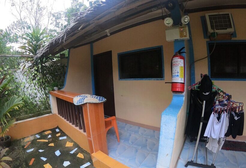 هتل Bohol Sea Breeze Cottages And Resort