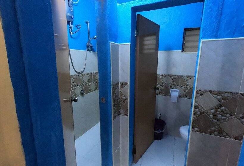 هتل Bohol Sea Breeze Cottages And Resort