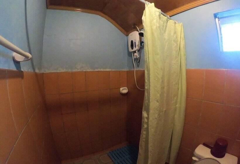 هتل Bohol Sea Breeze Cottages And Resort