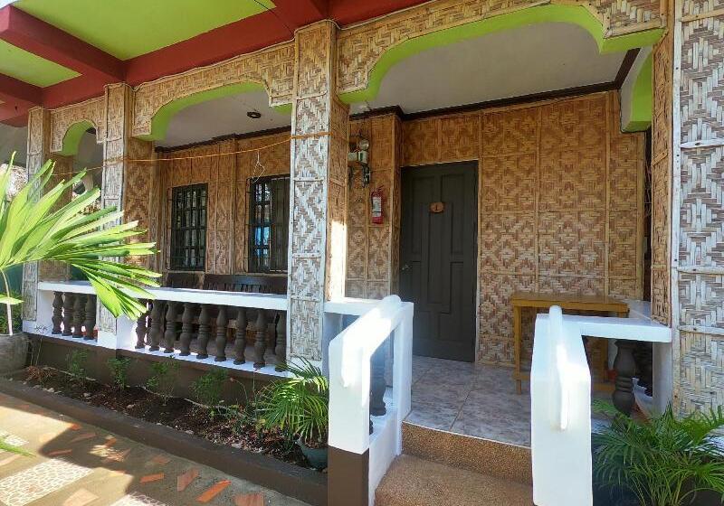 هتل Bohol Sea Breeze Cottages And Resort