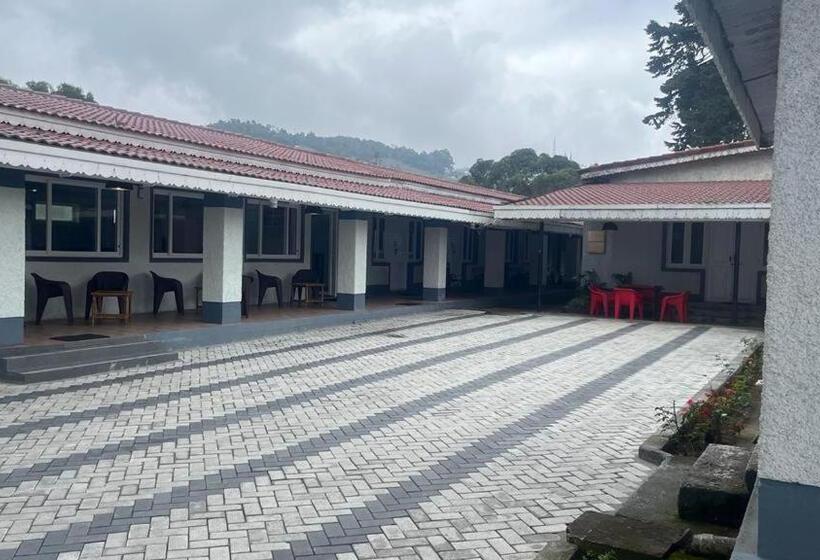 هتل Bruton Resorts