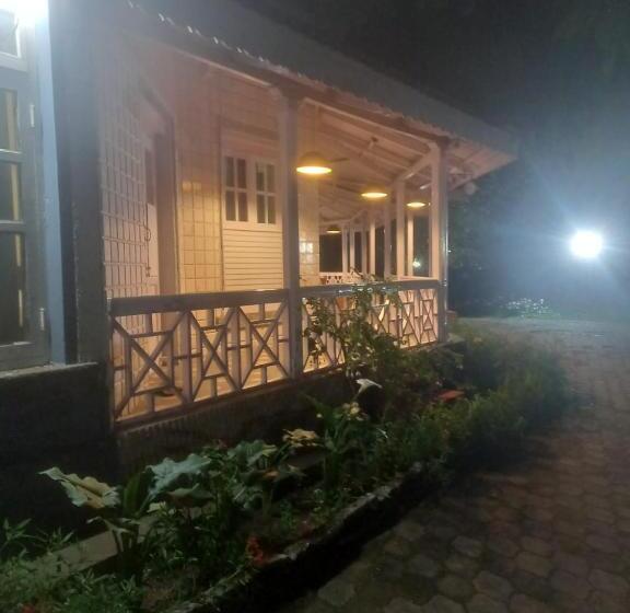 هتل Bruton Resorts