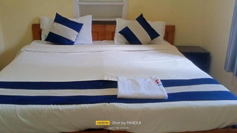 Отель Bruton Resorts