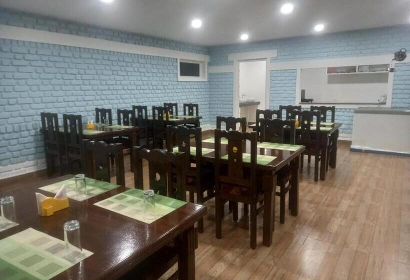 Отель Bruton Resorts