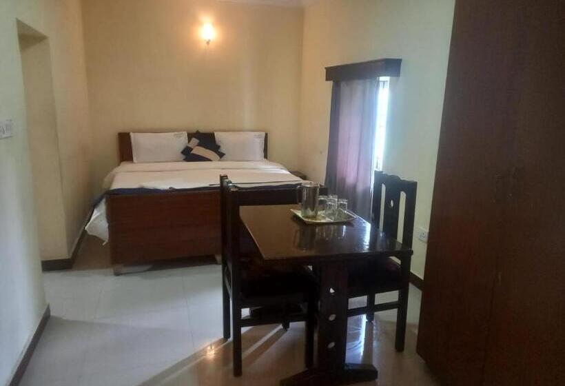 Отель Bruton Resorts