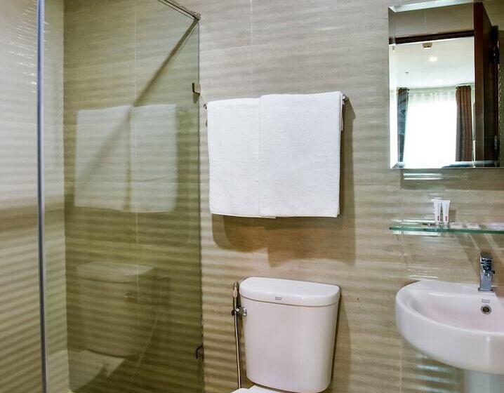 בית מלון כפרי Capital O 461 Asrodel