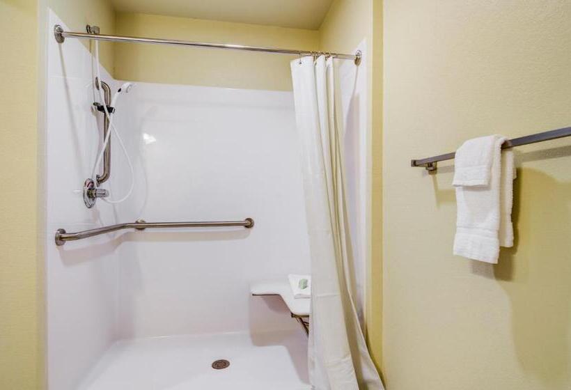 فندق Castle Rock Inn & Suites  Quinter