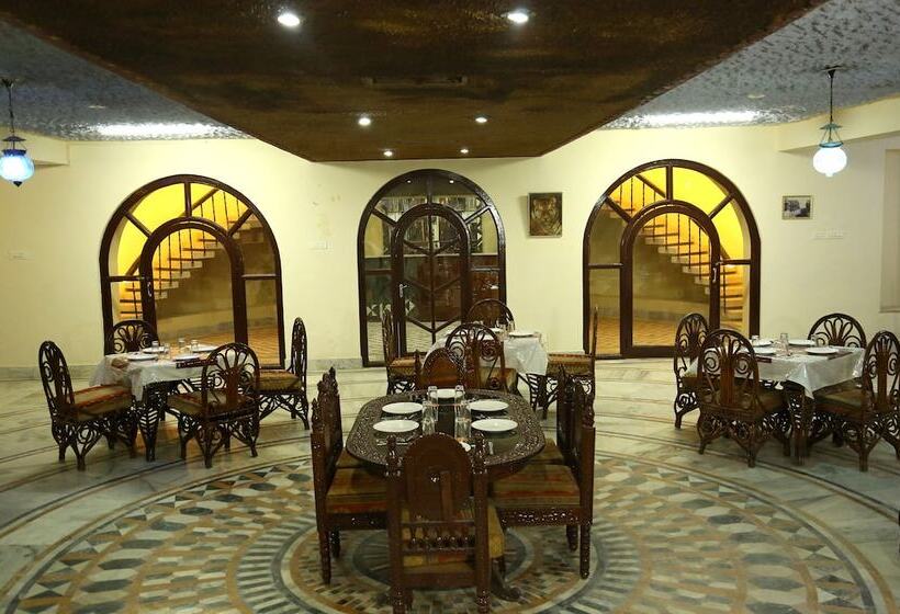 Отель Chouhan Heritage