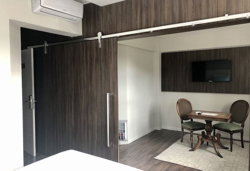 בית מלון כפרי Colina Lagos