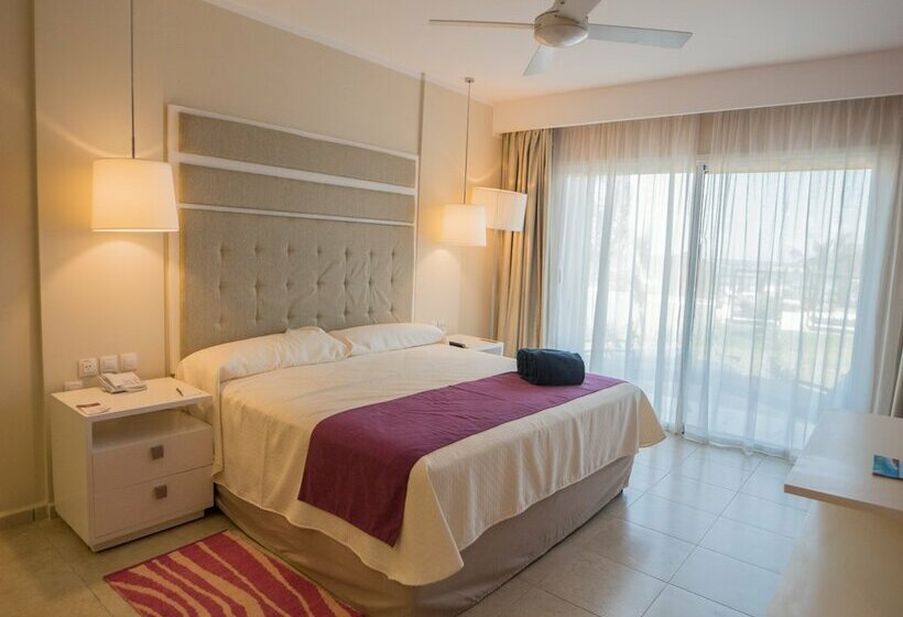 هتل Gran Muthu Imperial