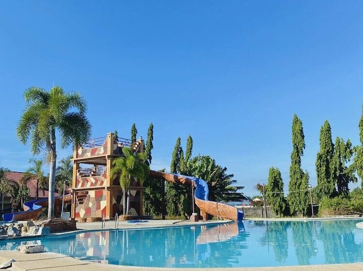 هتل Heritage Resort Of Caoayan