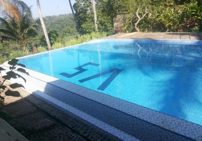 هتل Domisili Ijen Cliff By Fays Hospitality