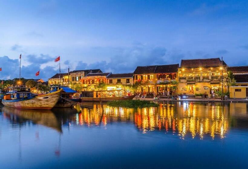 Le Pavillon Hoi An Paradise Hotel & Spa