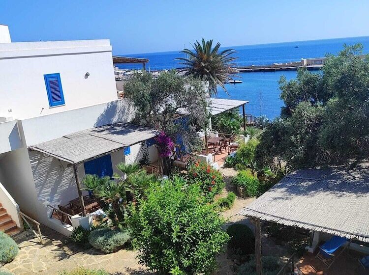 ホテル Marettimo Residence