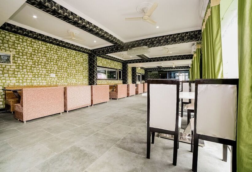 ホテル Prema Kunj Resort By Oyo Rooms