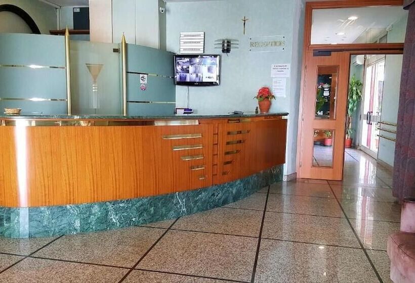 Отель Re Di Cuori