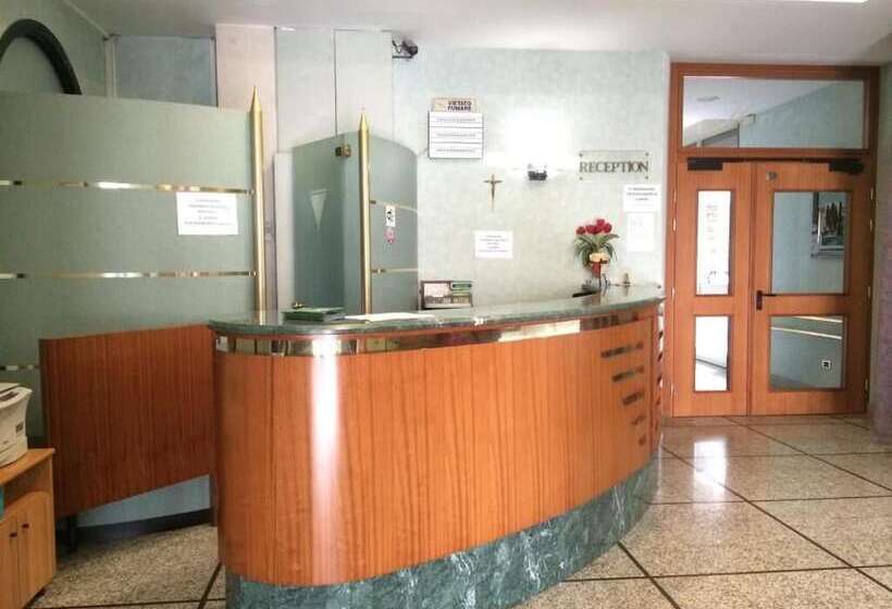 Отель Re Di Cuori