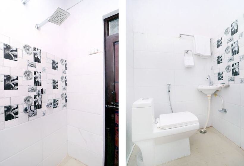 酒店 Red Velvet Inn By Oyo Rooms