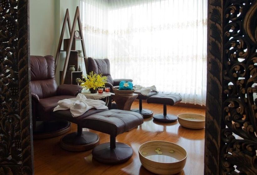 فندق Rk Riverside Resort & Spa