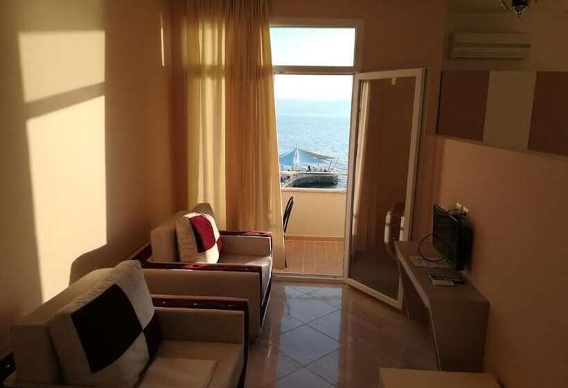 בית מלון כפרי Royal