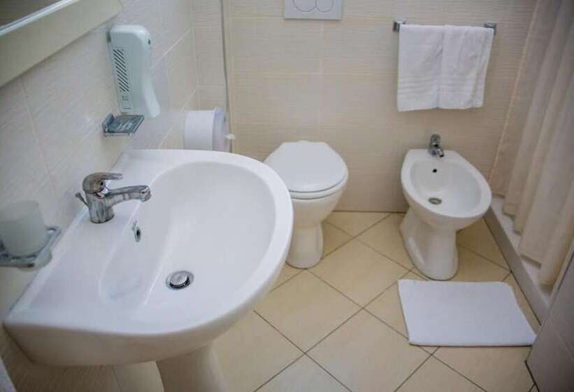 בית מלון כפרי Royal