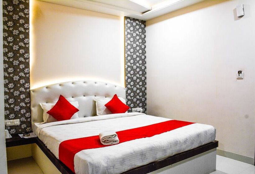 Отель Sameer Palace