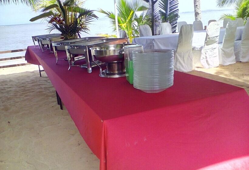 호텔 Seaside Travellers Inn