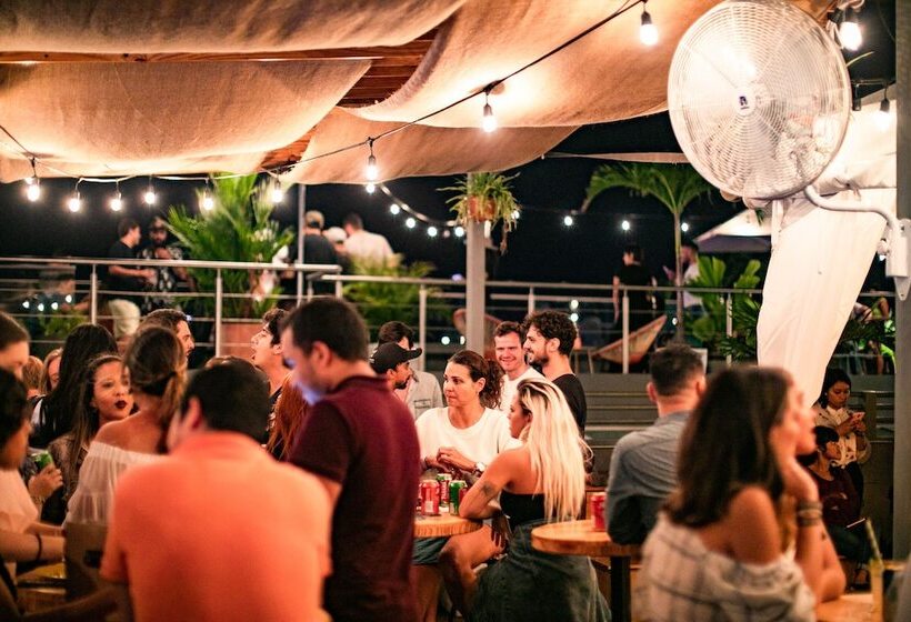 בית מלון כפרי Selina Casco Viejo Panama City