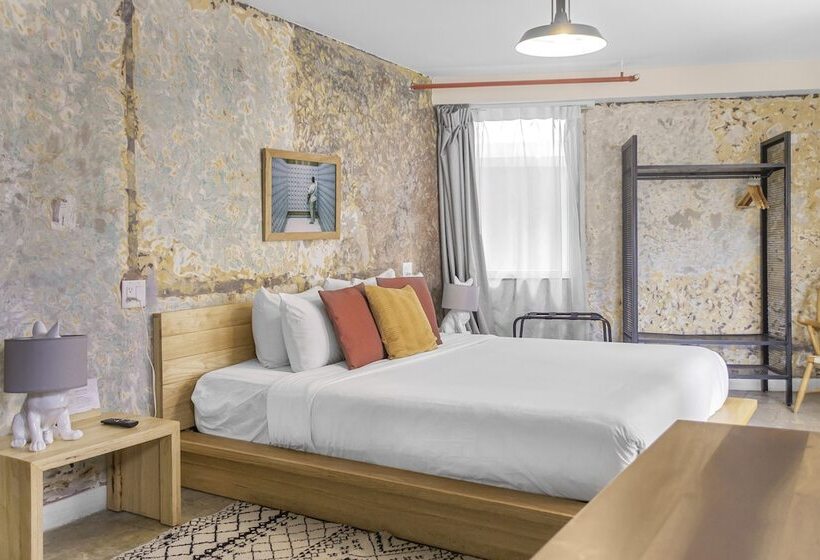 בית מלון כפרי Selina Casco Viejo Panama City