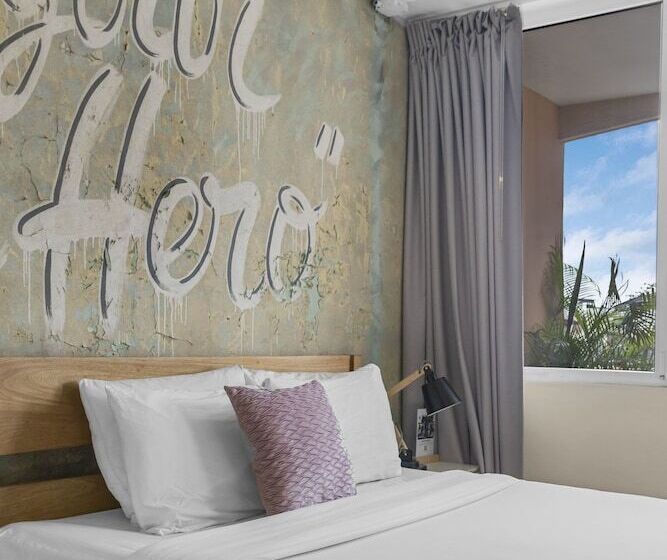 בית מלון כפרי Selina Casco Viejo Panama City