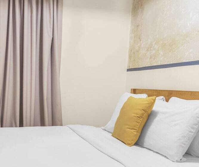 בית מלון כפרי Selina Casco Viejo Panama City