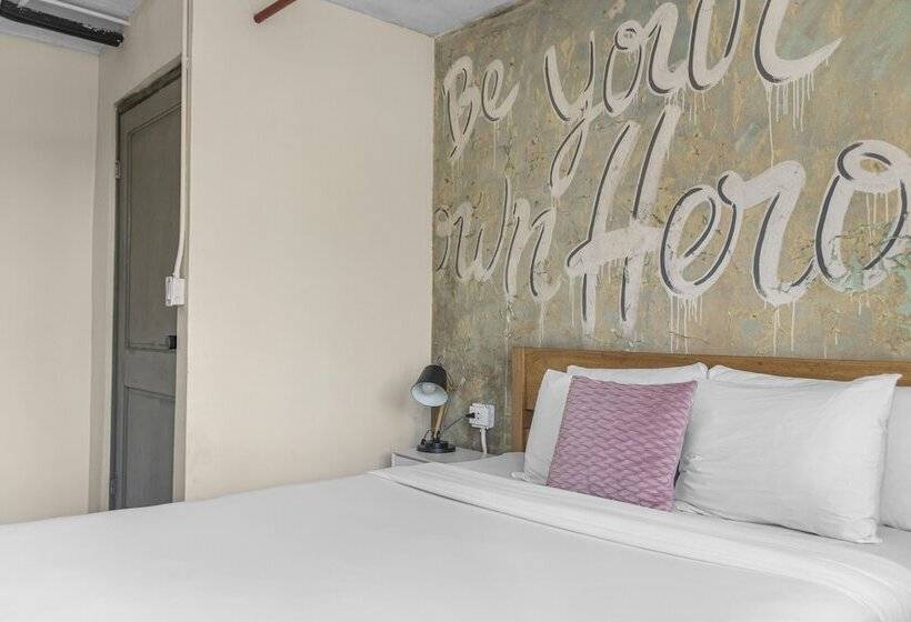 בית מלון כפרי Selina Casco Viejo Panama City