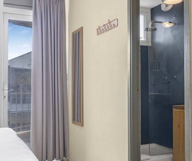 בית מלון כפרי Selina Casco Viejo Panama City