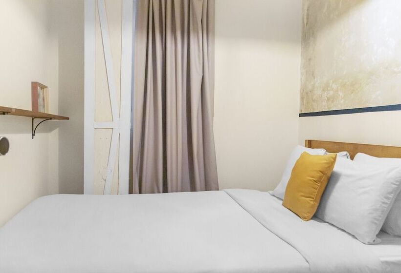 בית מלון כפרי Selina Casco Viejo Panama City