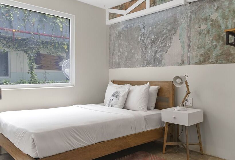 בית מלון כפרי Selina Casco Viejo Panama City