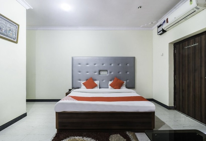 ホテル Shiv Villas By Oyo Rooms