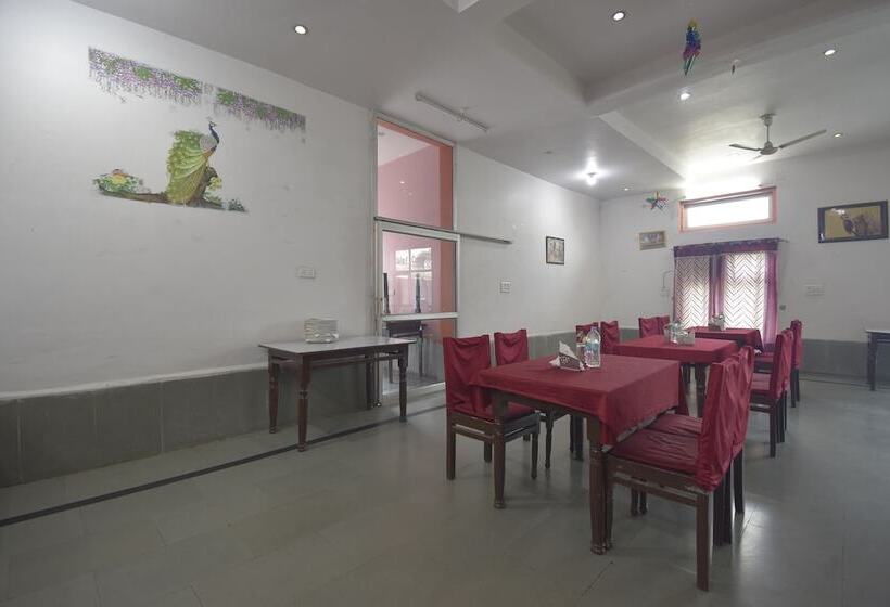 فندق Sun N Star By Oyo Rooms