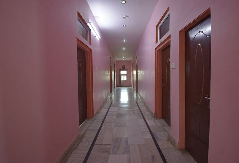 فندق Sun N Star By Oyo Rooms