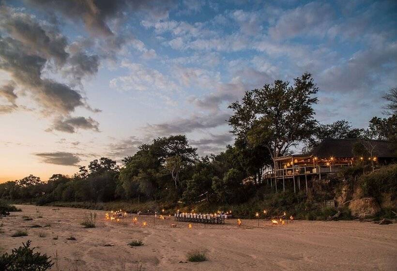 ホテル Tanda Tula Safari Camp