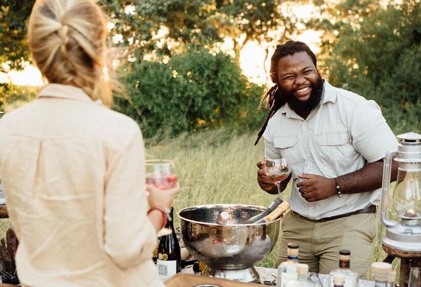 فندق Tanda Tula Safari Camp