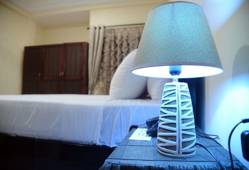 בית מלון כפרי Target Hill