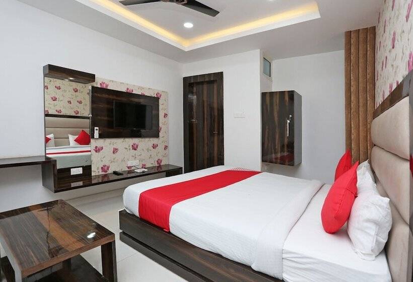 酒店 The Marvellous By Oyo Rooms