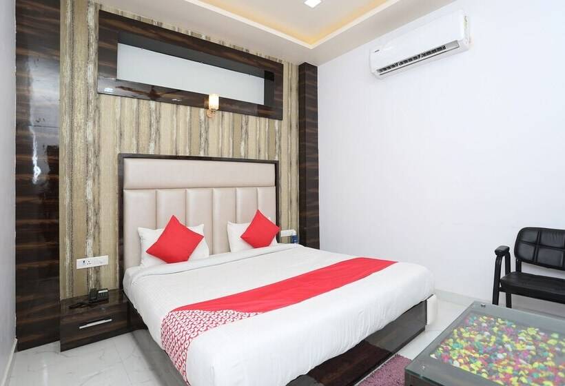 فندق The Marvellous By Oyo Rooms