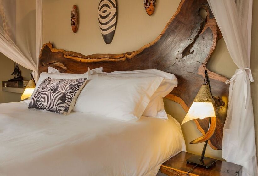 בית מלון כפרי Ukuthula Bush Lodge