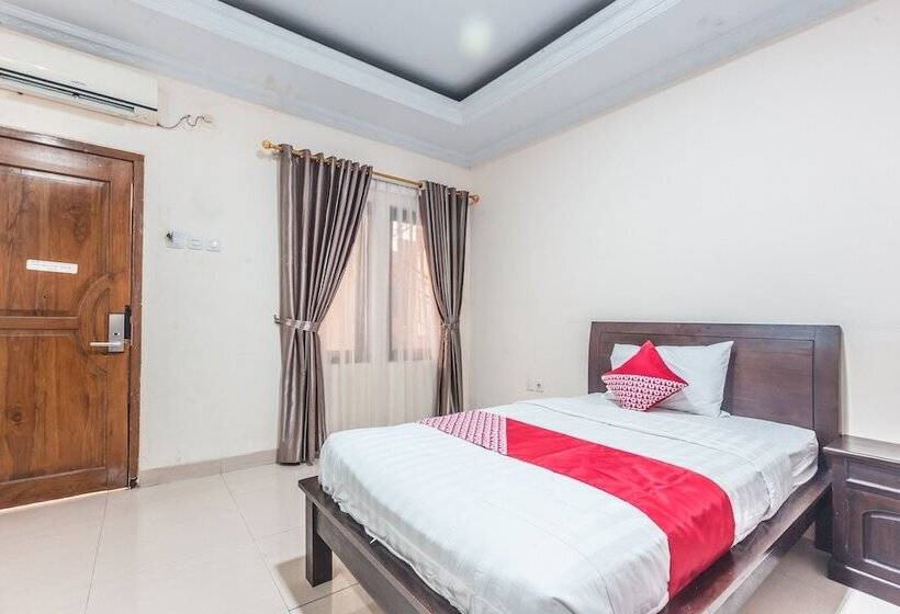 ホテル Wisma Lux Barkah By Oyo Rooms